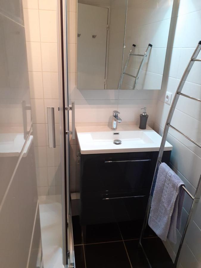Helios 32, T2 Climatise, Parking, 500M Plage Agde Exteriör bild
